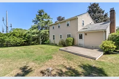 27 Valley Rd, Needham, MA 02492 - Photo 5