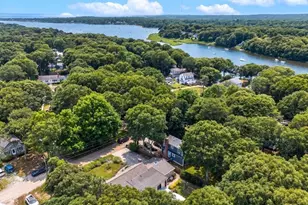 14 Veeder Dr, Falmouth, MA 02536 - Photo 3