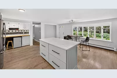 14 Veeder Dr, Falmouth, MA 02536 - Photo 7