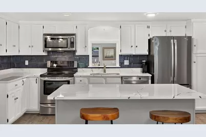 14 Veeder Dr, Falmouth, MA 02536 - Photo 13