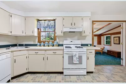38 McNamara Rd, Yarmouth, MA 02673 - Photo 7