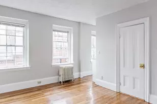 47 S Russell St, Boston, MA 02114 - Photo 5