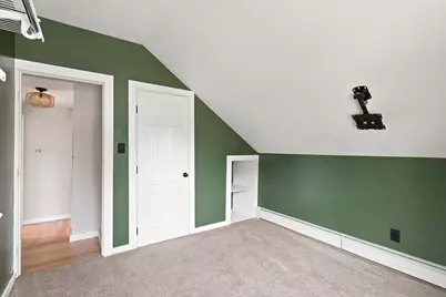 204 Lowell Street, New Bedford, MA 02745 - Photo 27