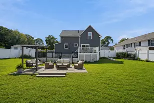 204 Lowell St, New Bedford, MA 02745 - Photo 35