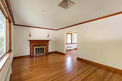 70 South Border Road, Medford, MA 02155 - Photo 11