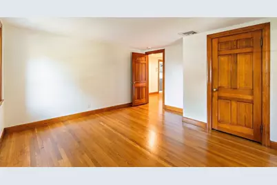 70 South Border Road, Medford, MA 02155 - Photo 23