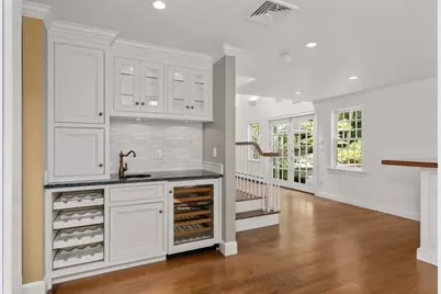 17 Montrose St, Newton, MA 02458 - Photo 7
