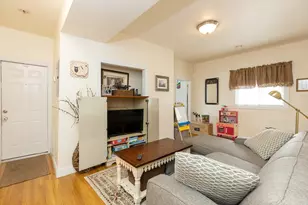 9 P St, Boston, MA 02127 - Photo 3