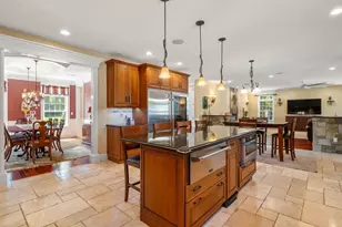 50 Opal Cir, Franklin, MA 02038 - Photo 11