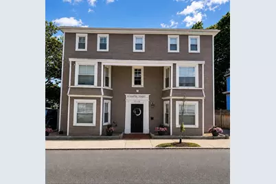 11 Charter St, Newburyport, MA 01950 - Photo 1