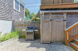 15 Winthrop St, Provincetown, MA 02657 - Photo 21