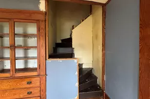 50 Cleveland St, Greenfield, MA 01301 - Photo 15