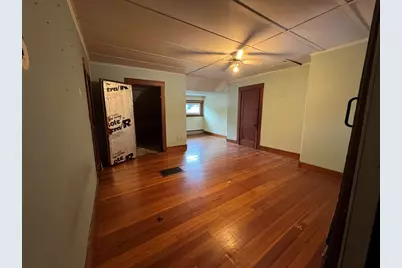 50 Cleveland St, Greenfield, MA 01301 - Photo 17