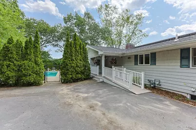 2 Franconia Ave, Wareham, MA 02571 - Photo 5