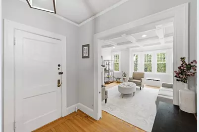 585 Franklin Street #6, Melrose, MA 01907 - Photo 1