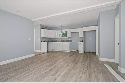 85 Middle St, Fairhaven, MA 02719 - Photo 7