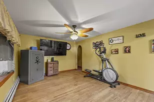 296 Hancock Rd, Pittsfield, MA 01201 - Photo 9