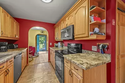 296 Hancock Rd, Pittsfield, MA 01201 - Photo 15