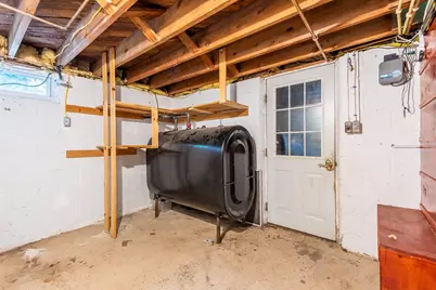 289 Morgan St, South Hadley, MA 01075 - Photo 29