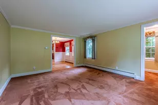 289 Morgan St, South Hadley, MA 01075 - Photo 5