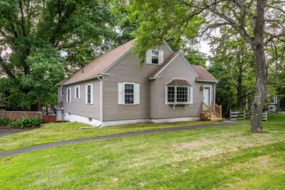 289 Morgan St, South Hadley, MA 01075 - Photo 1