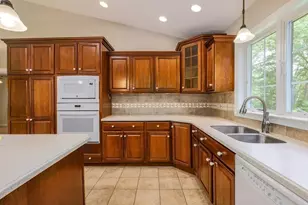 23 Sherwood Dr, Spencer, MA 01562 - Photo 19