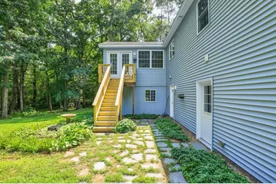 23 Sherwood Dr, Spencer, MA 01562 - Photo 5