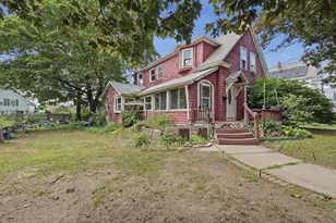 18 Linfield St, Holbrook, MA 02343 - Photo 1