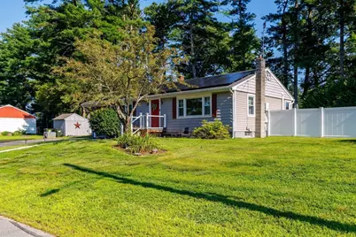 6 Elaine St, Webster, MA 01570 - Photo 3