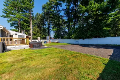 6 Elaine St, Webster, MA 01570 - Photo 5