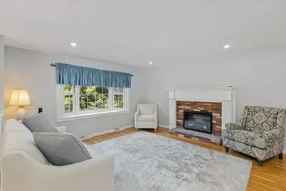 40 Bradford, Tewksbury, MA 01876 - Photo 9