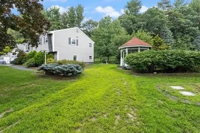 40 Bradford, Tewksbury, MA 01876 - Photo 5