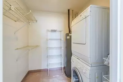 10 Weston Ave #203, Quincy, MA 02170 - Photo 15