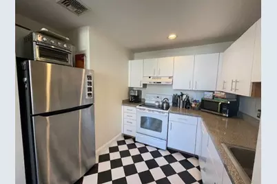 10 Weston Ave #203, Quincy, MA 02170 - Photo 5