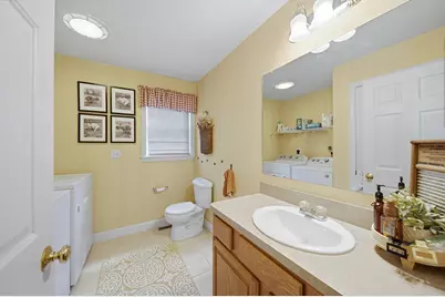 48 Arthur Dr #48, Northbridge, MA 01588 - Photo 13