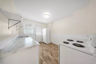 25 5th Ave, Quincy, MA 02169 - Photo 5