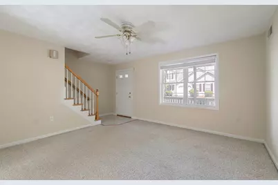 52 Birdie Ln #52, Tewksbury, MA 01876 - Photo 3