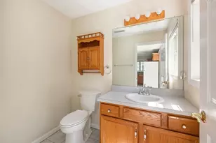 52 Birdie Ln, Tewksbury, MA 01876 - Photo 9