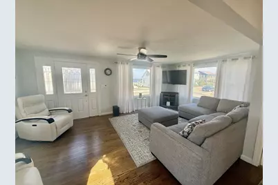 735 Sea Street, Quincy, MA 02169 - Photo 3
