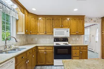 45 Boxwood Lane, Bridgewater, MA 02324 - Photo 13