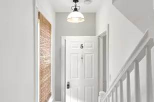 54 Bromfield St, Newburyport, MA 01950 - Photo 9