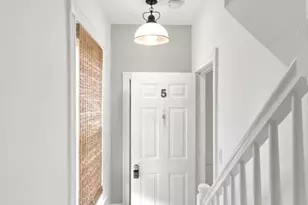 54 Bromfield St, Newburyport, MA 01950 - Photo 9