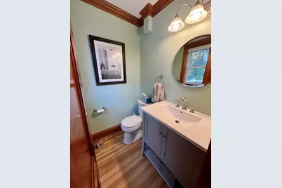 656 W Roxbury Pkwy, Boston, MA 02131 - Photo 11