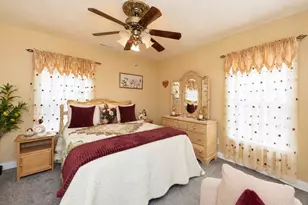189 Oak St, Clinton, MA 01510 - Photo 21