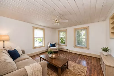 189 Oak St, Clinton, MA 01510 - Photo 11