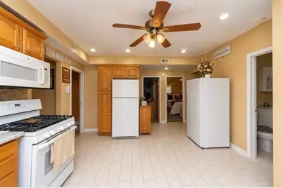 189 Oak St, Clinton, MA 01510 - Photo 17