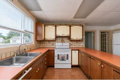189 Oak St, Clinton, MA 01510 - Photo 7