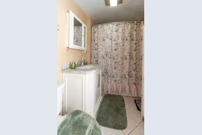 189 Oak St, Clinton, MA 01510 - Photo 25