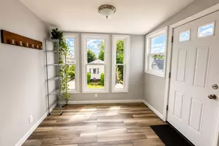 14 Newbury St, Revere, MA 02151 - Photo 3