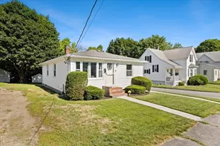 12 Billings St, Taunton, MA 02780 - Photo 3